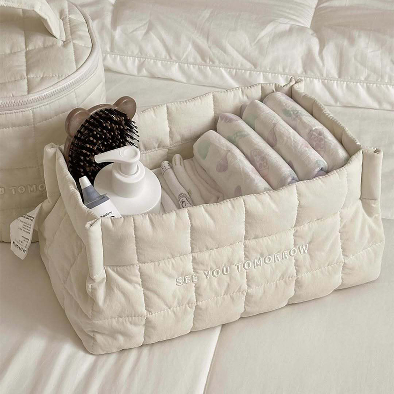 حقيبة تخزين حفاضات الأطفال على - مراجعة Baby Clothing Storage وسعره